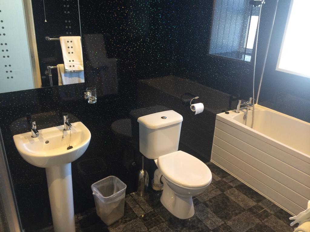 Lowenac Hotel كامبورن الغرفة الصورة